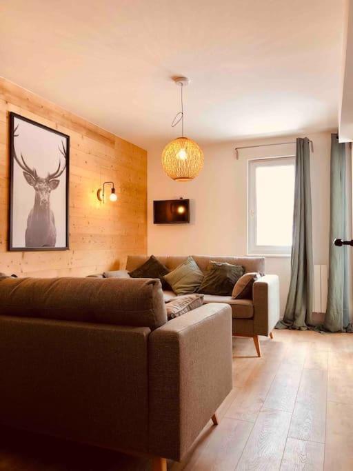 Appartement T4 8 Couchages Spacieux Et Cosy Au Pied Des Pistes Genos Exterior photo